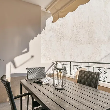 아파트 Kourti 페프코초리